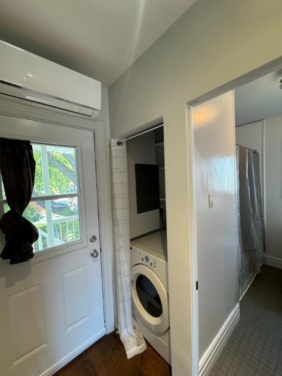 11652 Rue de la Gauchetière — photo 3