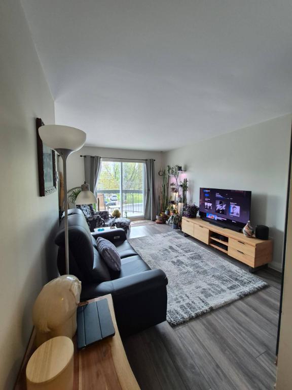 1355 BOULEVARD DE LA CONCORDE OUEST — photo 2