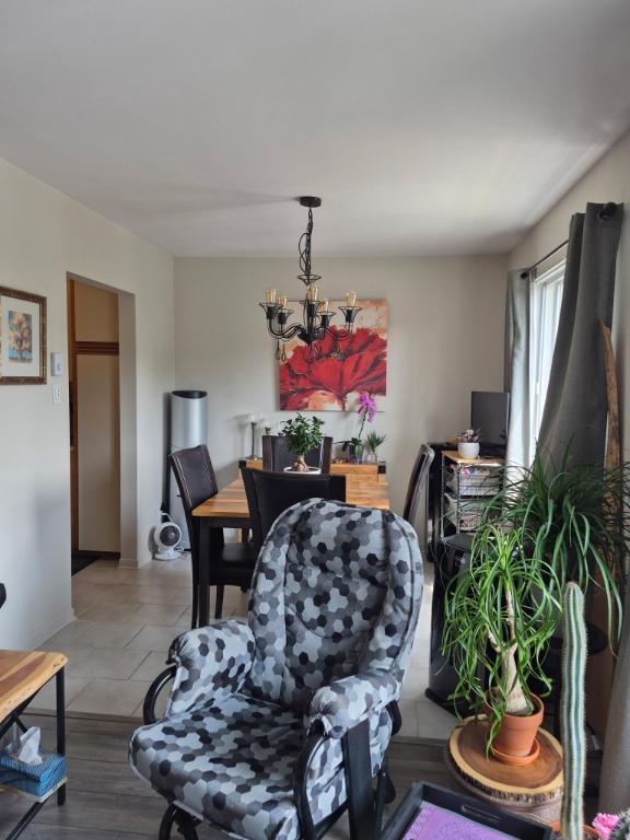 1355 BOULEVARD DE LA CONCORDE OUEST — photo 3