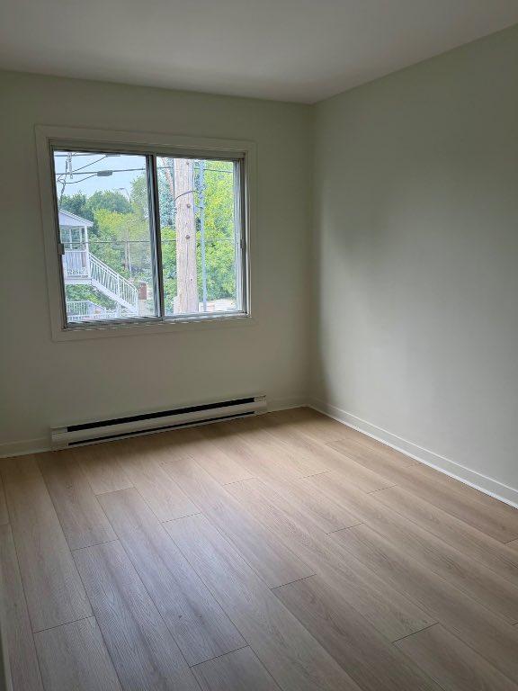 2457 Rue Bossuet — photo 3