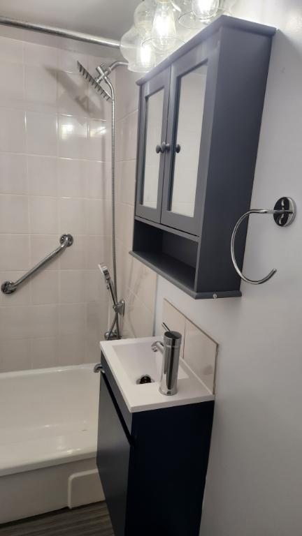 6725 Av. Papineau — photo 3
