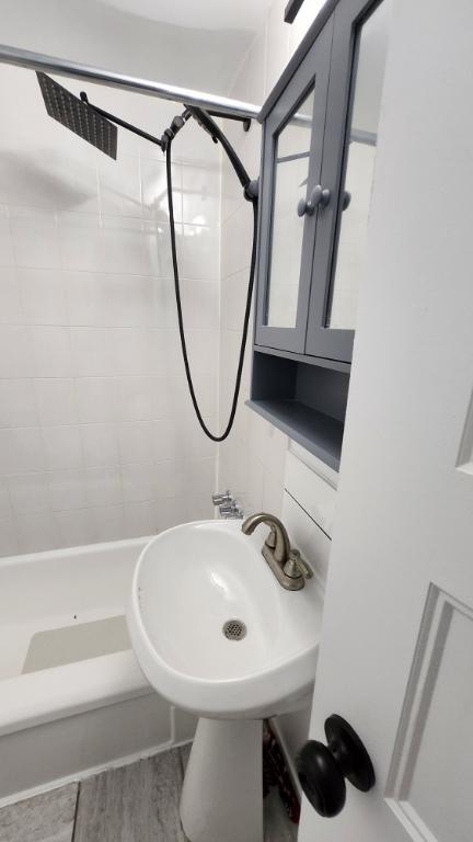 6725 Avenue Papineau — photo 1
