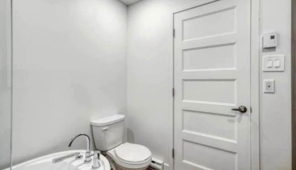Beaux 4 1/2 rue Lasselle - Huntingdon 4