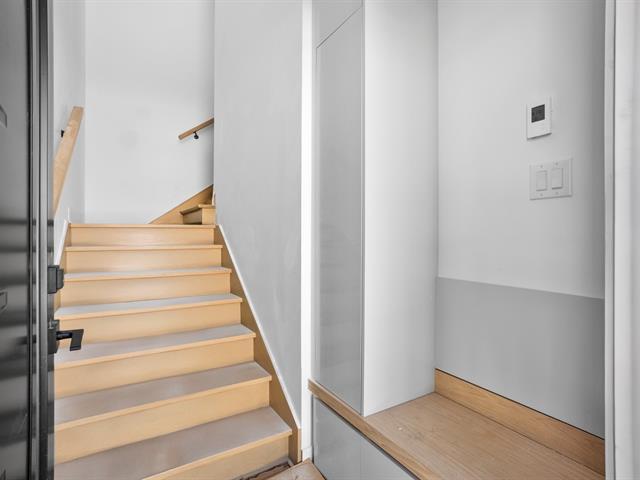 256 Av. de l'Hôtel-Dieu — photo 3