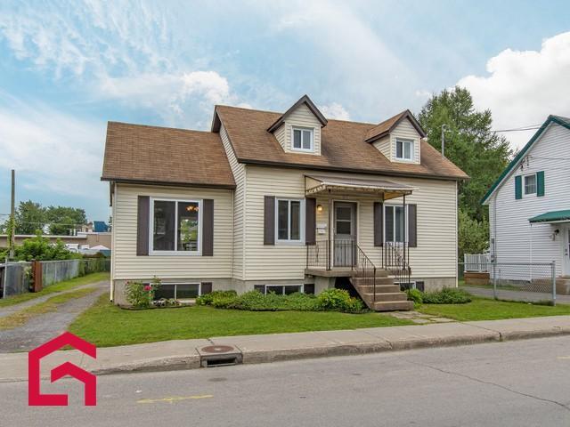 211 Rue Ste-Angélique S. — photo 1