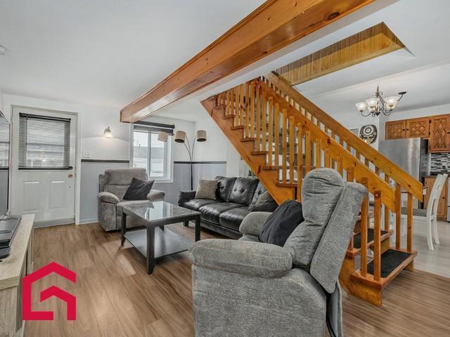 211 Rue Ste-Angélique S. — photo 2