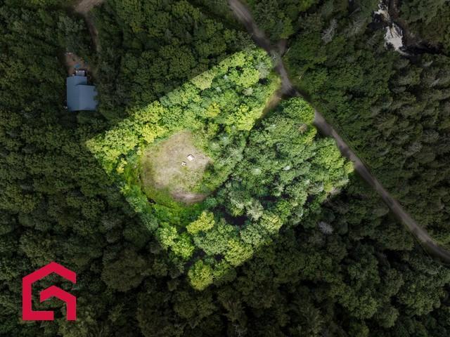 Terrain — photo 1