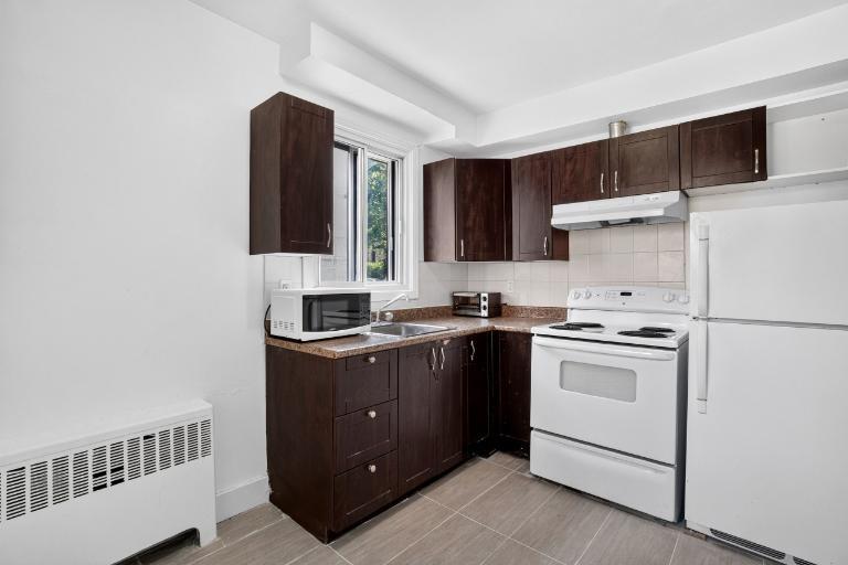 2 CH - 1 SDB - Montréal - $1,495 /mo 5