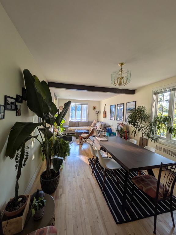 814 rue Rochette — photo 1