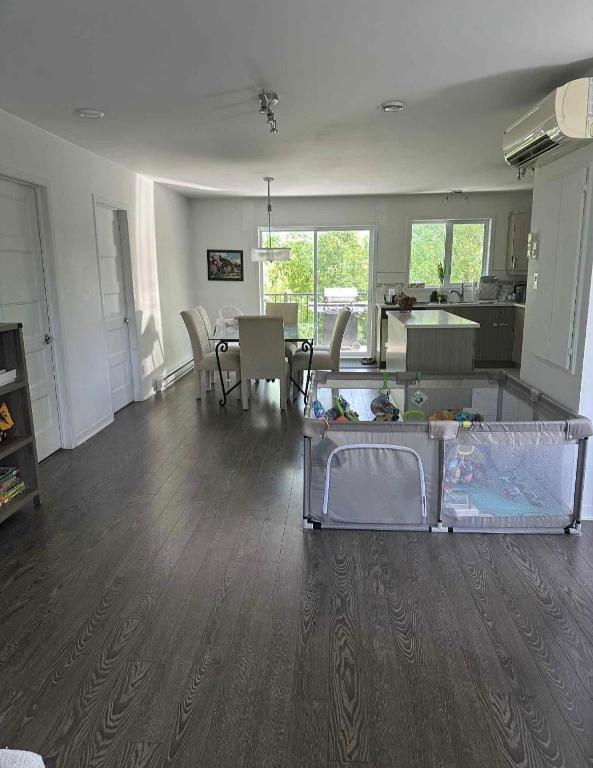 2 logements à louer Secteur Vaudreuil - 210 rue Valois 5