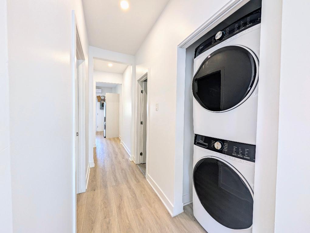 *Because You Deserve Renovated 3 1/2, Metro Lasalle,Verdun* 4