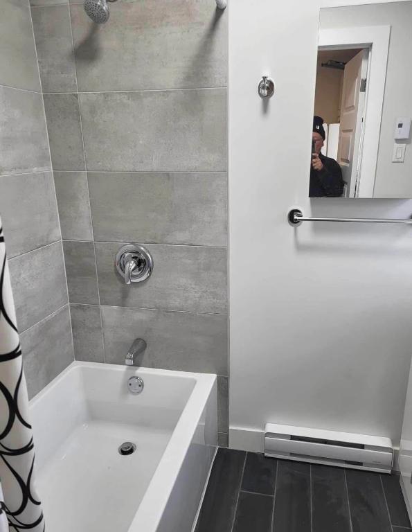 210 St-Jean-Baptiste, Valleyfield 5