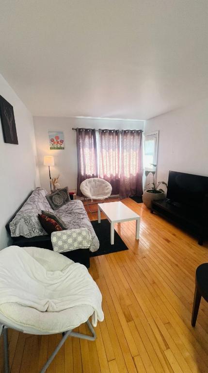 269 rue jeannette — photo 1