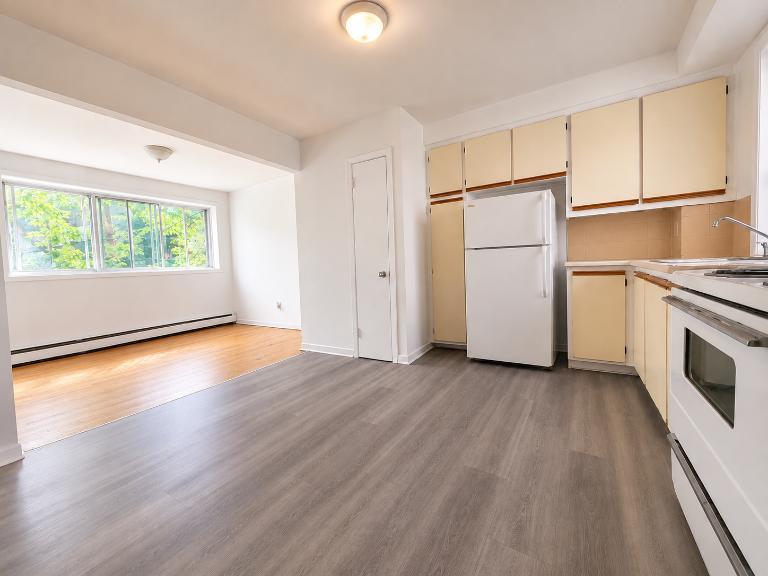 5220 6e Av. — photo 1