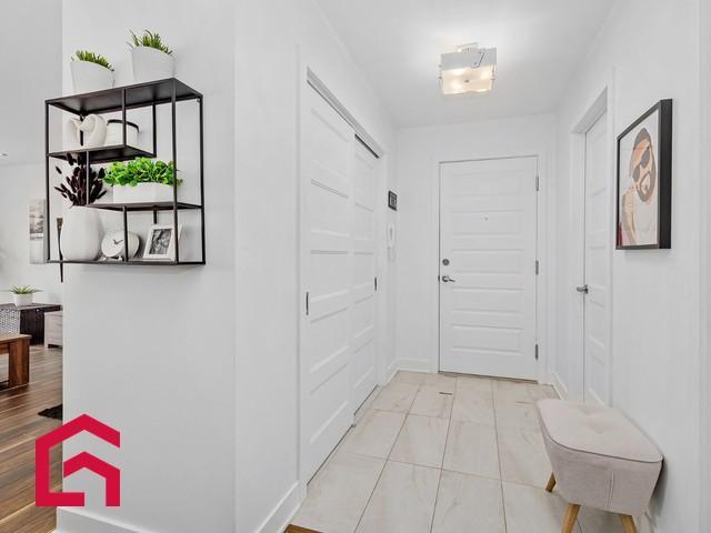 879, App. 401 — photo 3