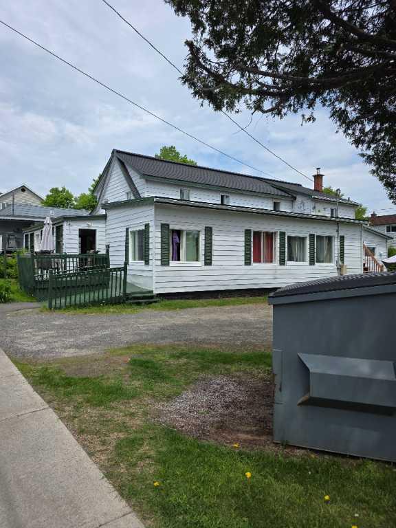185 Rue Saint Vincent — photo 1