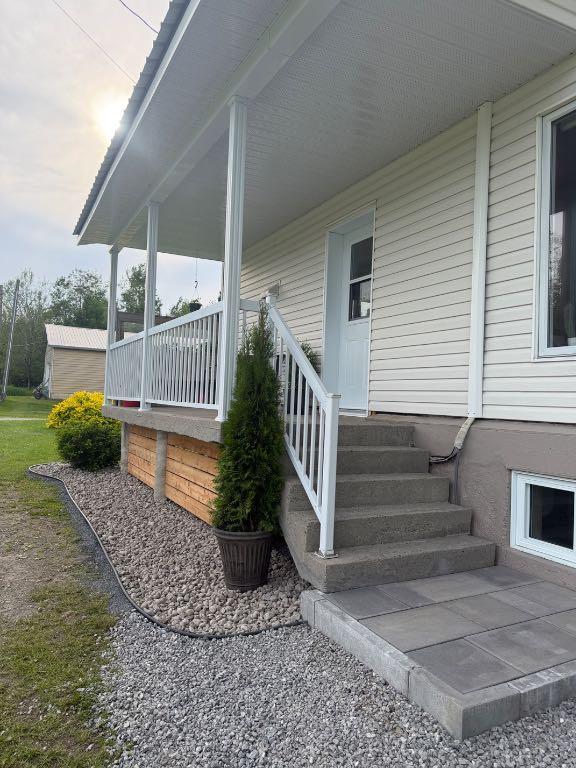 1187 Rang 8, Sainte-Christine, QC, Canada — photo 3