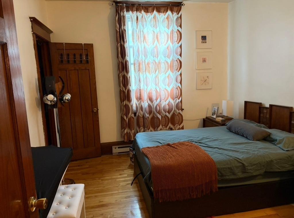 1801 Rue Sherbrooke E Montréal — photo 1