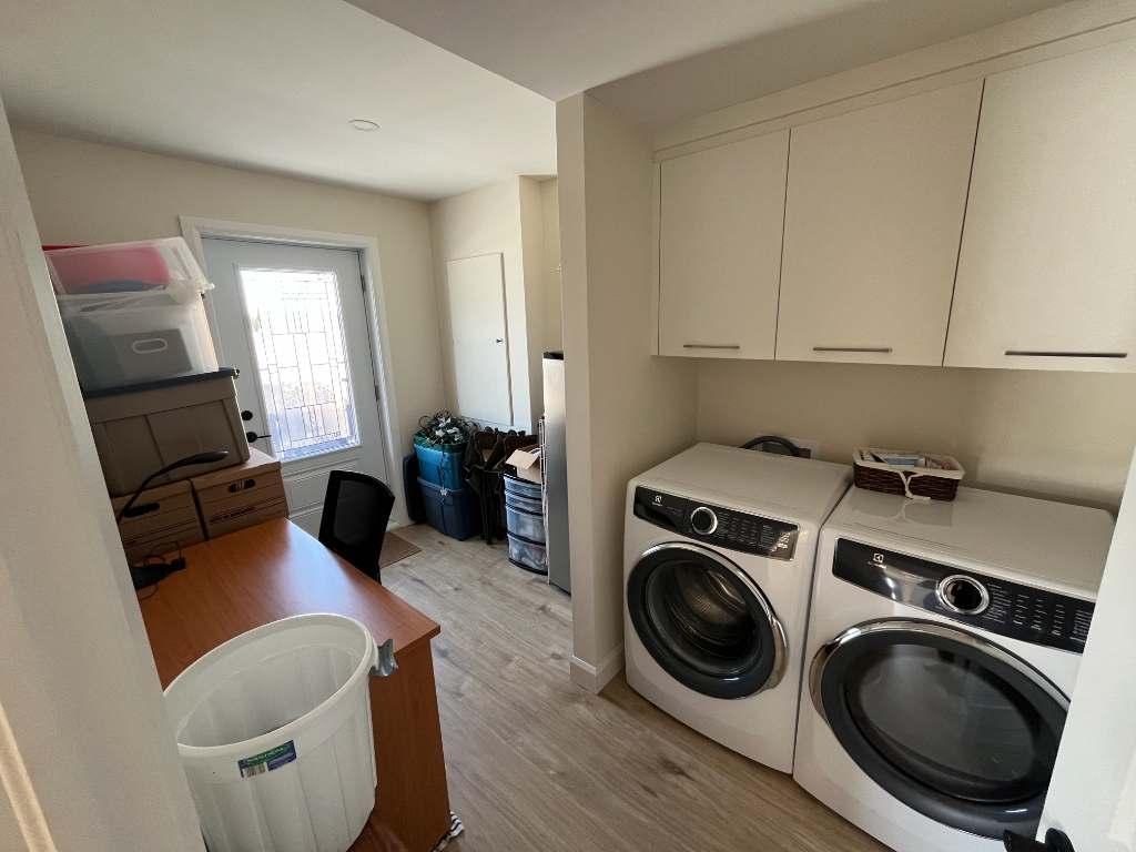 Appartement 2 chambres 1 bureau 1 salle de bain 4