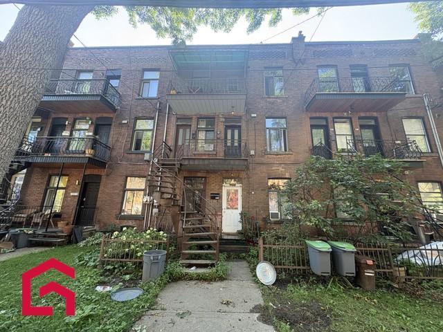 2124 Rue Hall — photo 1