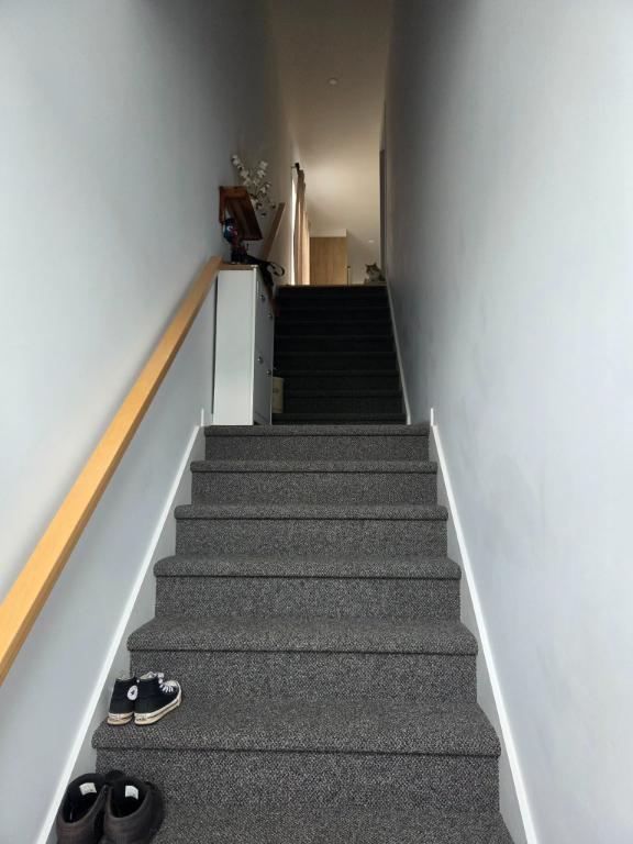Très grand 5 et demi avec pièce supplémentaire — photo 2