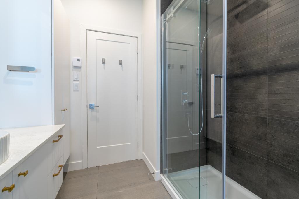 3330 Boulevard Fiset — photo 3