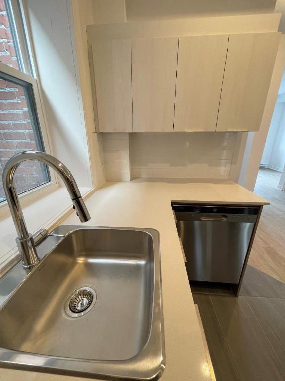 2 CH - 1 SDB - Montréal - $1,417 /mo 4
