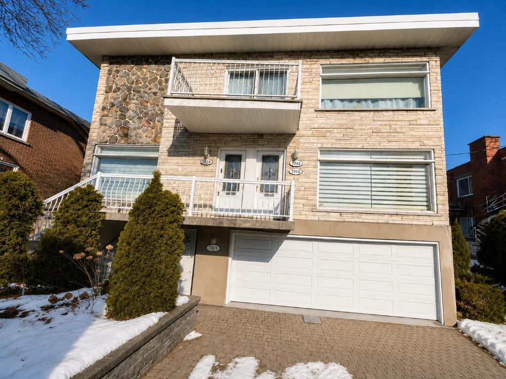 12115 Rue Joseph-Casavant — photo 3