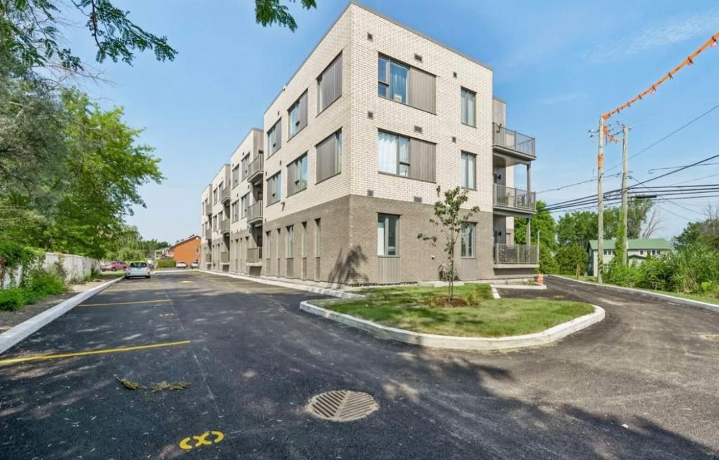 253 Boulevard de Maple Grove — photo 3