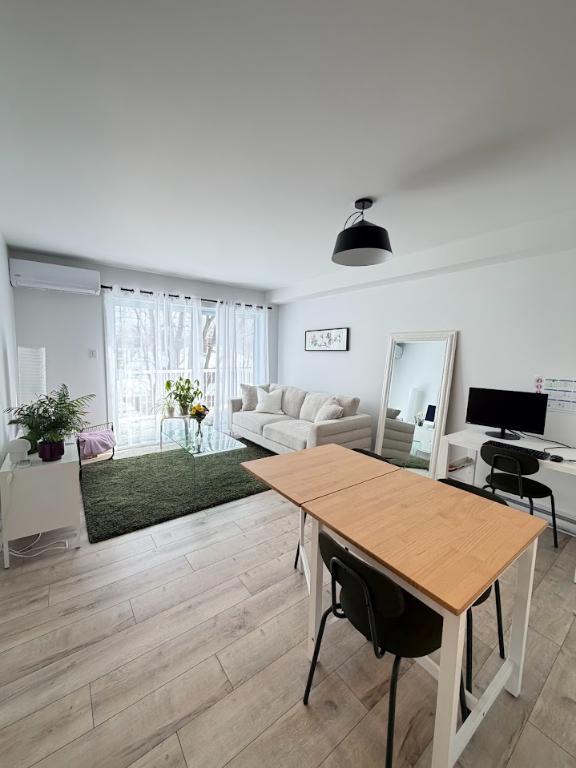 APPARTEMENT**3 ½* *NOUVEAU* au coeur de Ste-Foy 5