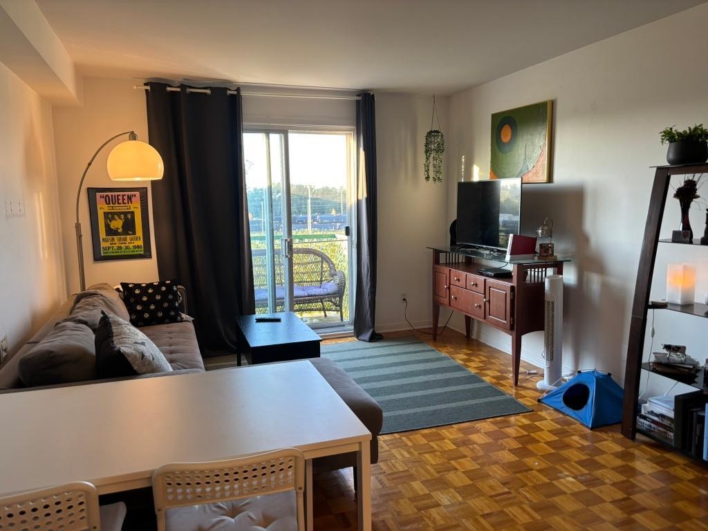3115 Rue des Émeraudes St-Hubert — photo 1