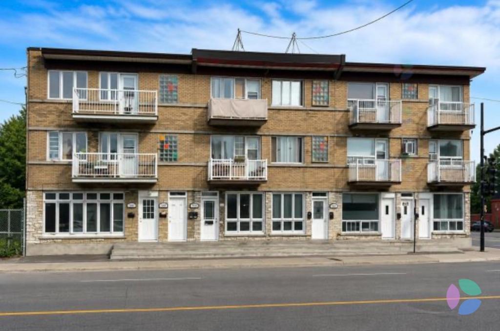 APPARTEMENTS À LOUER.  3.5  ET 4.5.  RÉNOVÉ 4