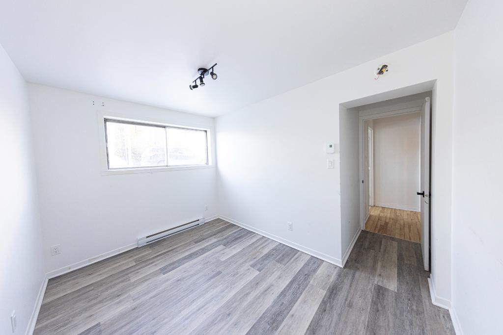 4 1/2 à louer Vanier - 1 mois gratuit - Stationnement et Wifi inclus 4