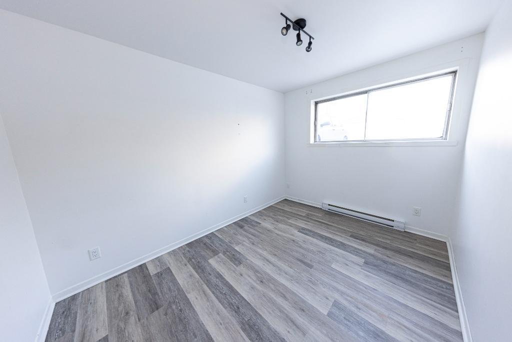 4 1/2 à louer Vanier - 1 mois gratuit - Stationnement et Wifi inclus 5
