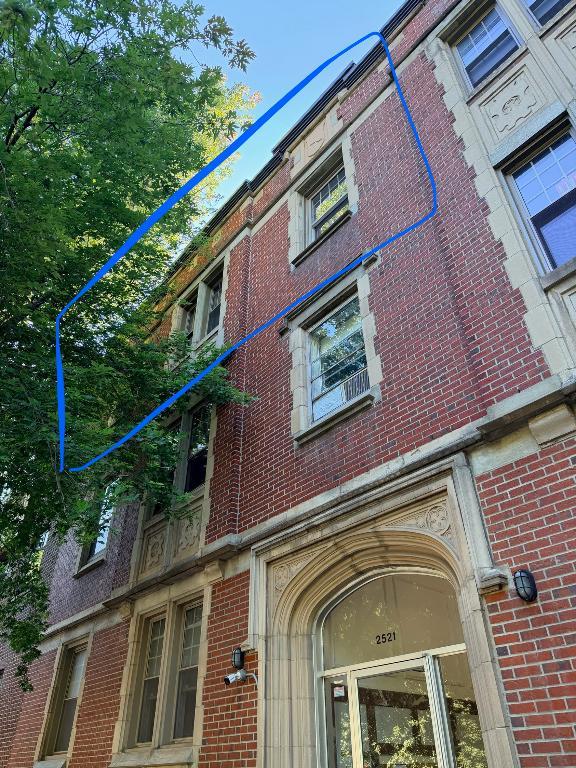 2521 Edouard Montpetit Boulevard — photo 1