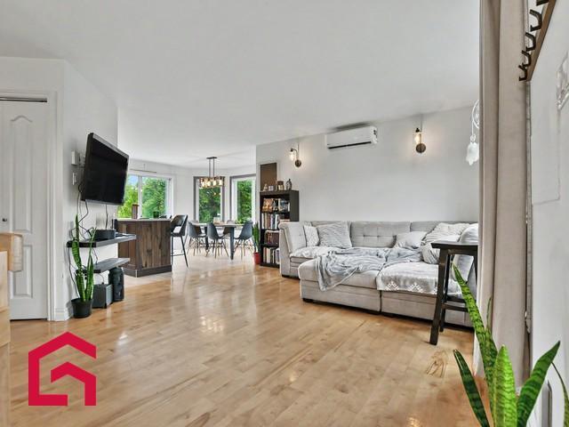 1725 Rue Bouvrette — photo 3