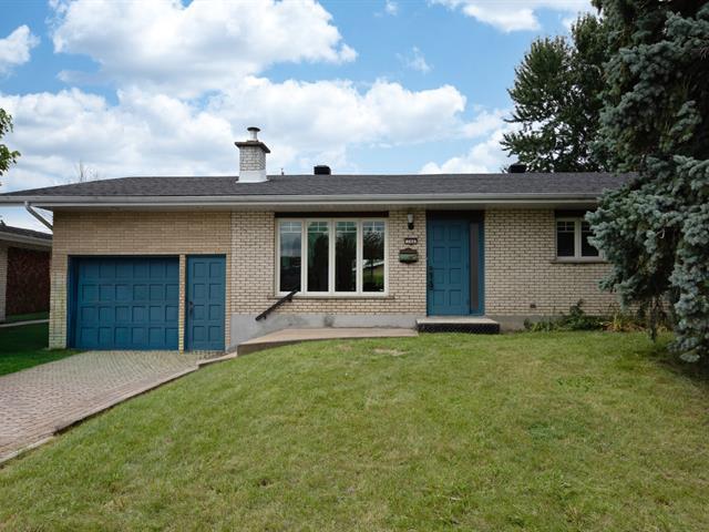 744 Rue Marie-Rollet — photo 1