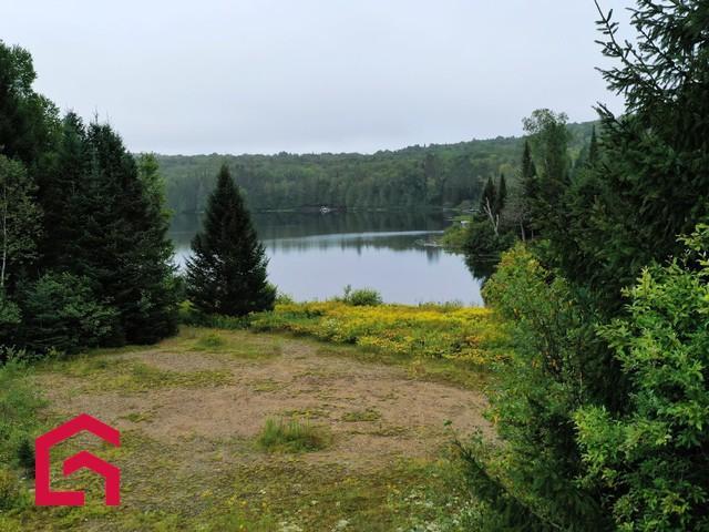 Terrain — photo 2