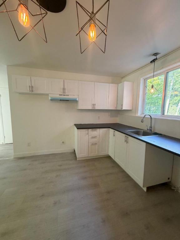 2 CH - 1 SDB - Québec - $1,050 /mo 2