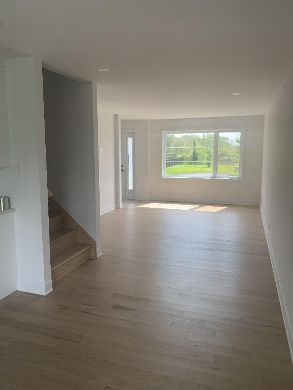 UNITÉ DE DUPLEX NEUF À LOUER – 4 CHAMBRES 2