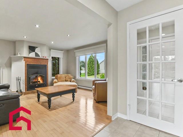 293 Rue Yvon — photo 3