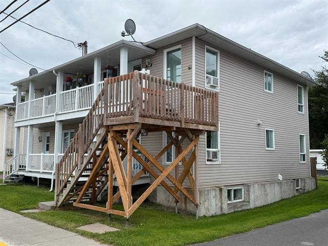 744 750 Av. St-Alphonse — photo 3