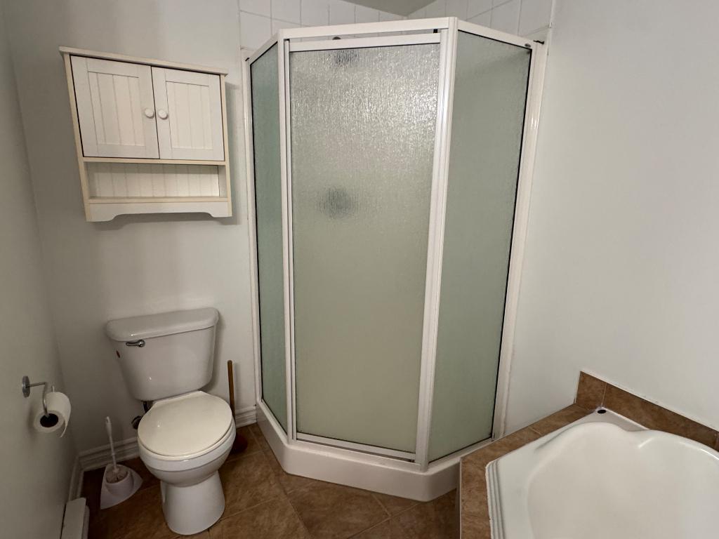 2 chambres avec ou sans stationnement extérieur (borne électrique dédiée disponible) 5