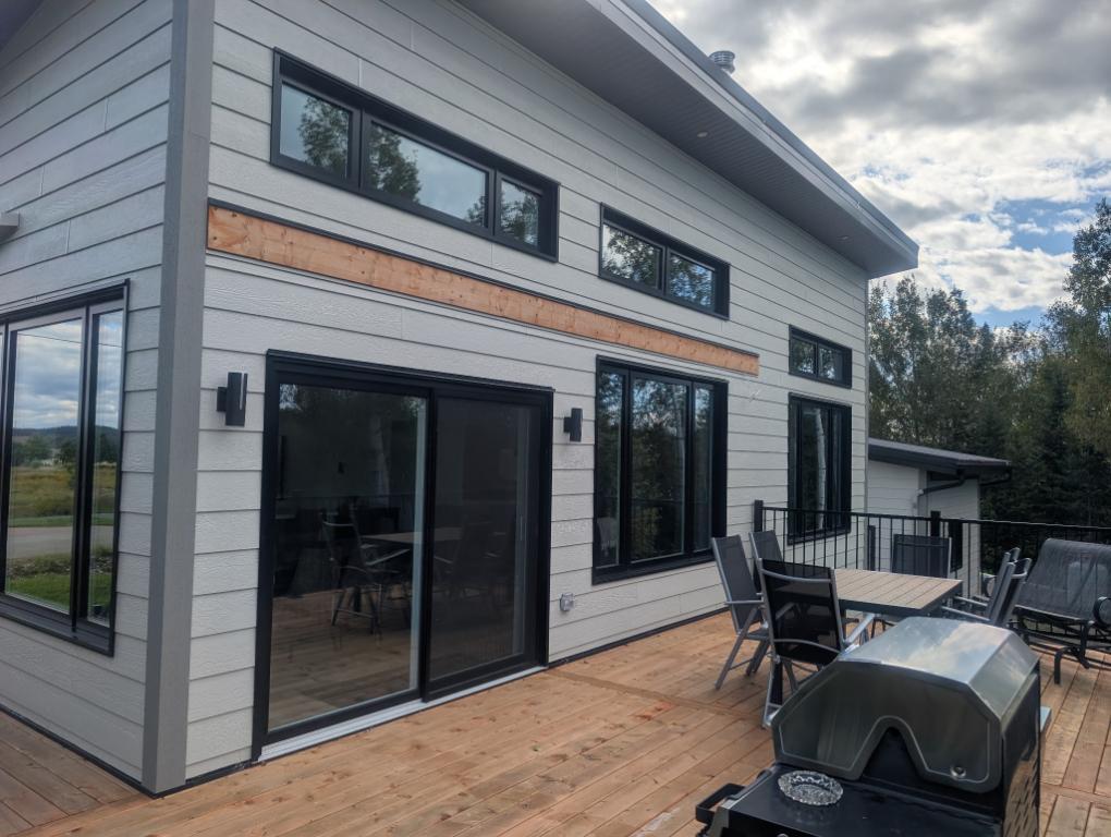 Maison neuve toute équipée à louer à Shipshaw 3