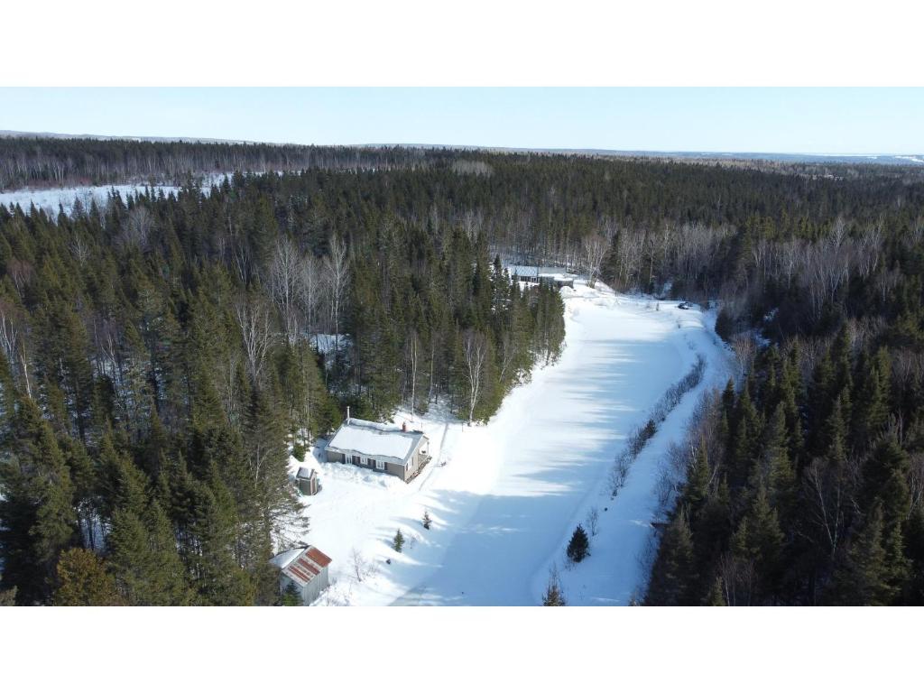 255 Chemin de l'Arboretum, Saint-Elzéar-de-Bonaventure, QC, Canada — photo 3