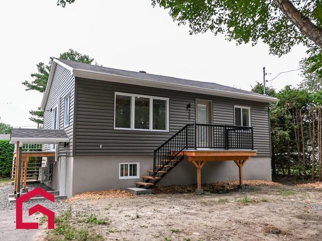 221 54e Avenue — photo 3