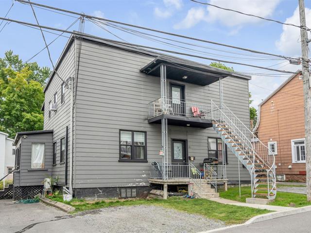 84 Rue Lessard — photo 1