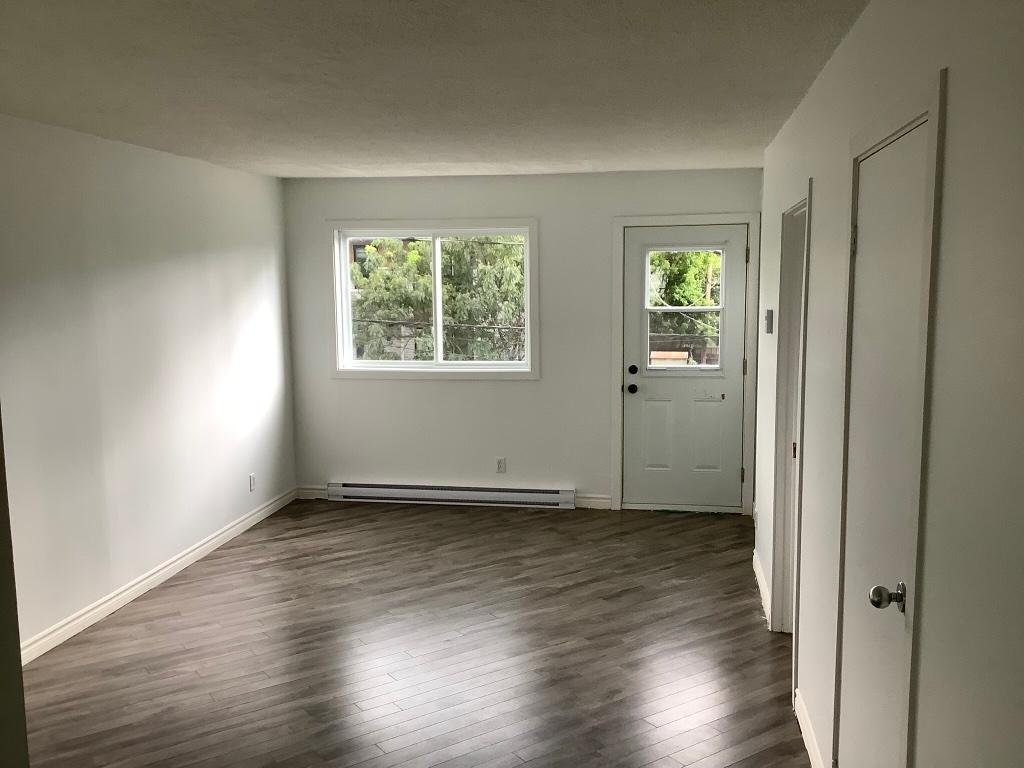 4-1/2 LONGUEUIL, À LOUER / FOR RENT 2