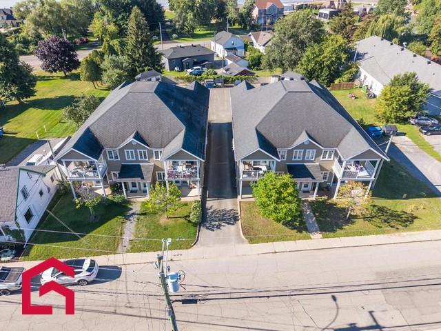 11741Z 11757Z Rue Notre-Dame O. — photo 1
