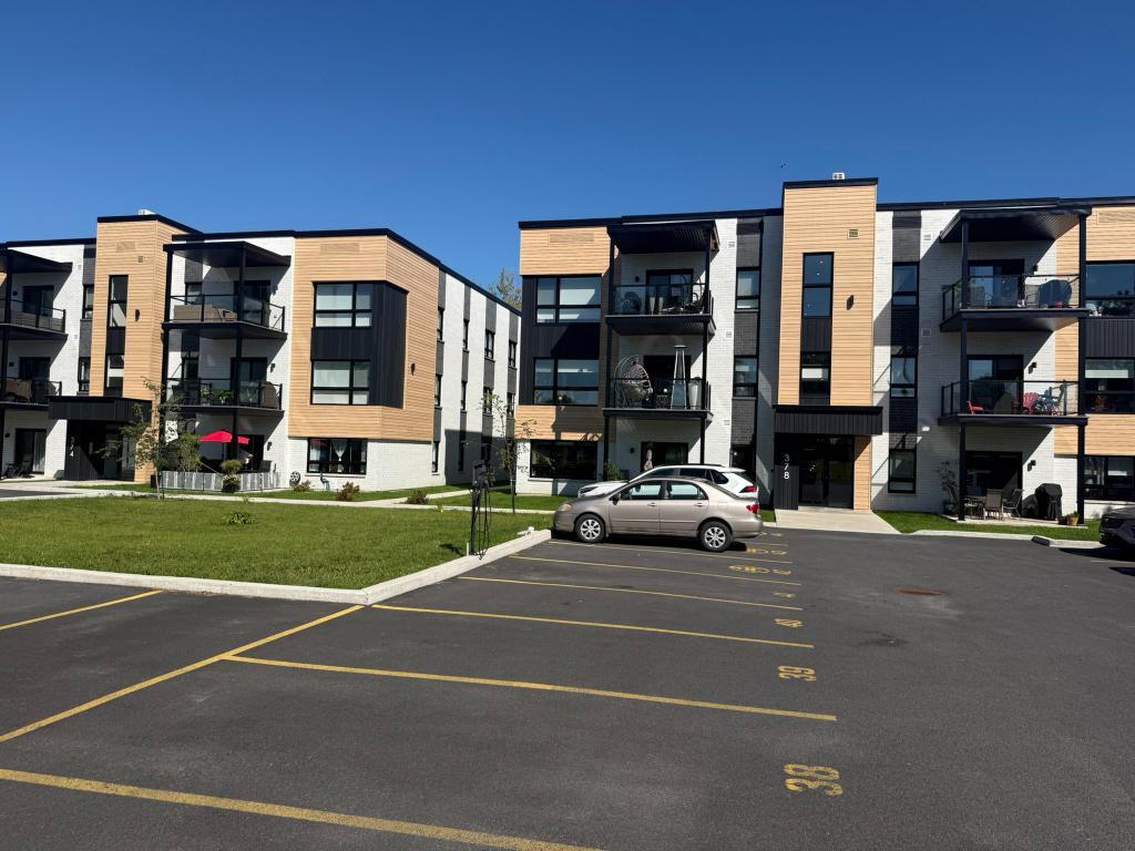 Le luxe et la tranquillité vous attendent à Saint-Jean-sur-le-Richelieu ! 2